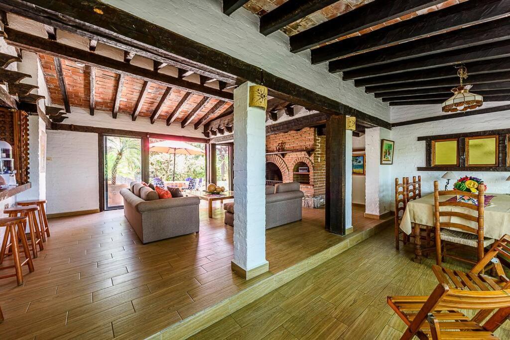 Agradable Cuarto De Hostal Sobre El Centro, Valle Valle de Bravo Buitenkant foto